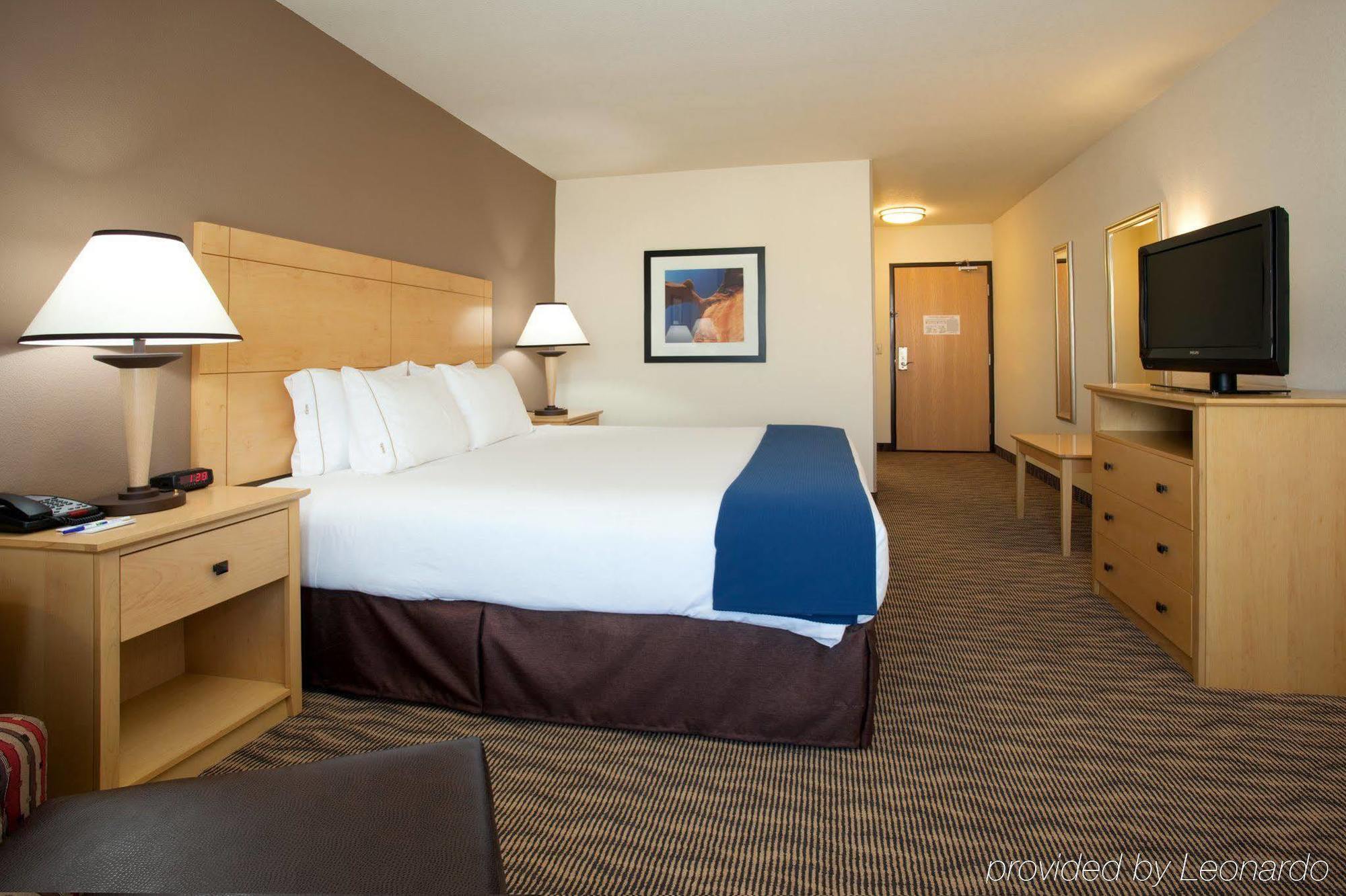 Holiday Inn Express West Valley City, An Ihg Hotel חדר תמונה